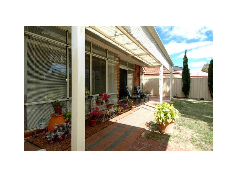 69 Kooralbyn Valley Crescent, Jandakot WA 6164