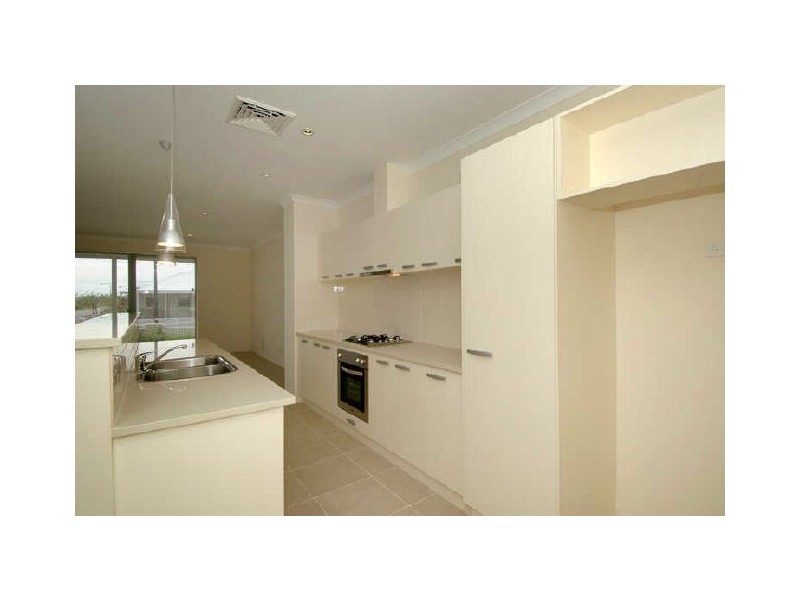 9 Angelica Way, Atwell WA 6164