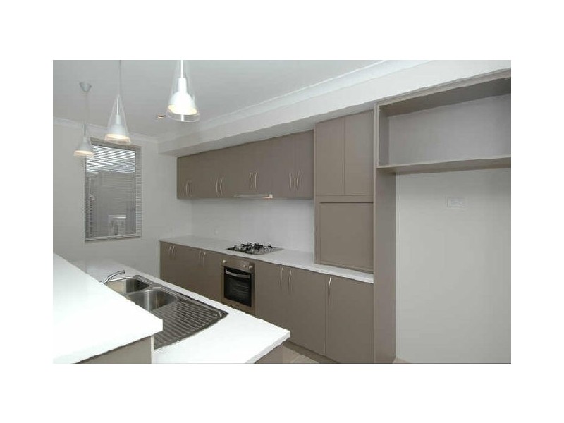 8 Congenial Loop, Atwell WA 6164