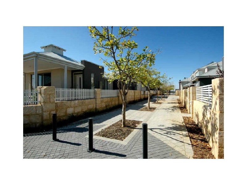 23 Angelica Way, Atwell WA 6164