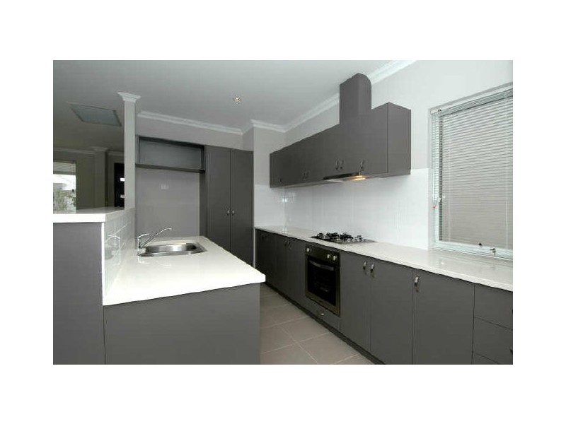 19 Angelica Way, Atwell WA 6164