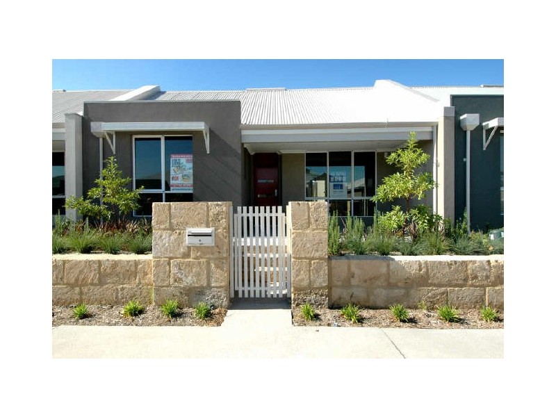 17 Angelica Way, Atwell WA 6164