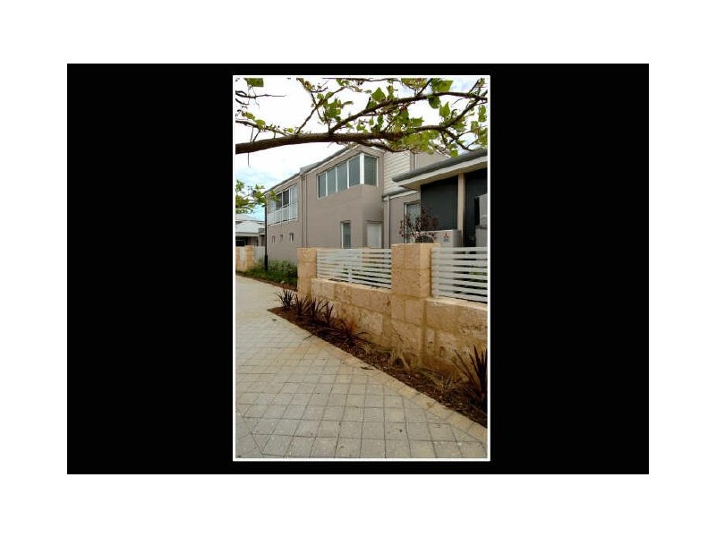 11 Angelica Way, Atwell WA 6164