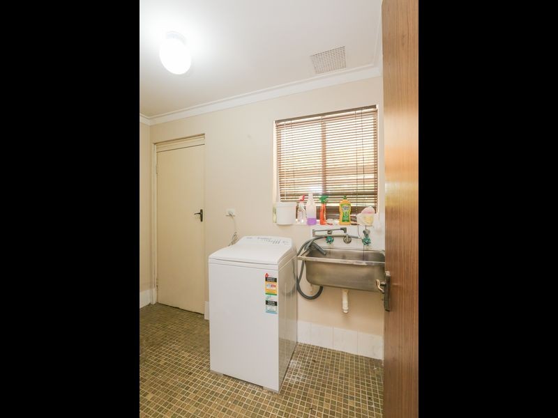 31 Wilfred Road, Thornlie WA 6108