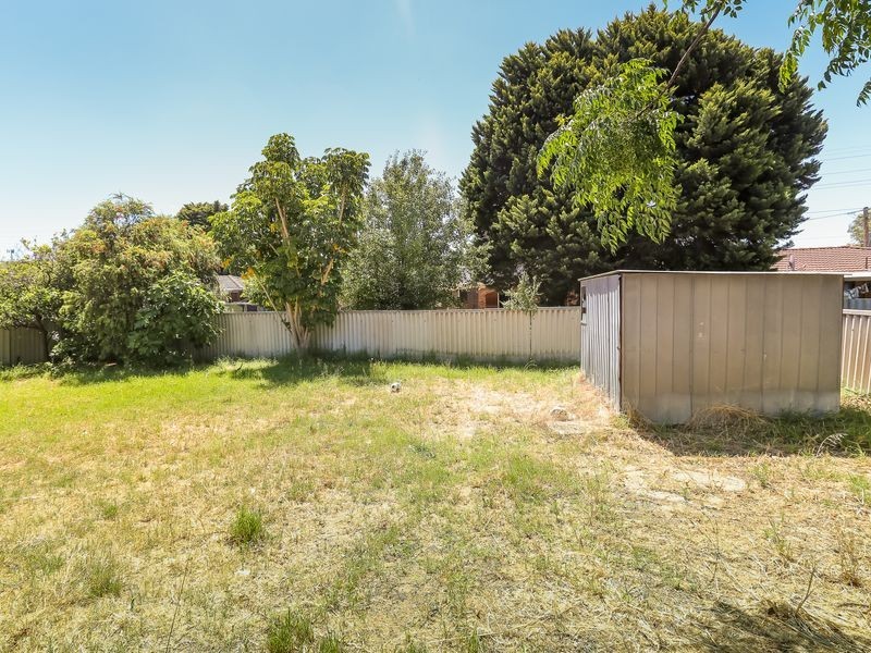 31 Wilfred Road, Thornlie WA 6108