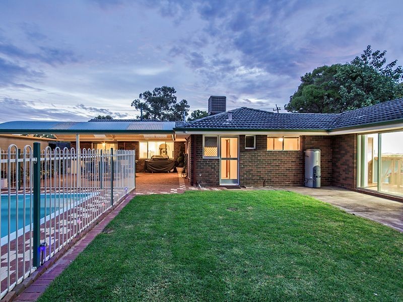 69 Challis Road, Armadale WA 6112