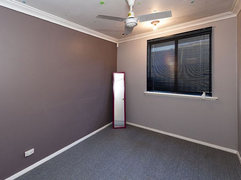 25 Burrowa Street, Armadale WA 6112