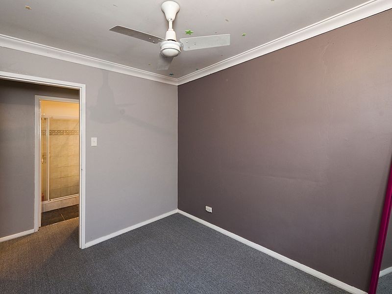 25 Burrowa Street, Armadale WA 6112