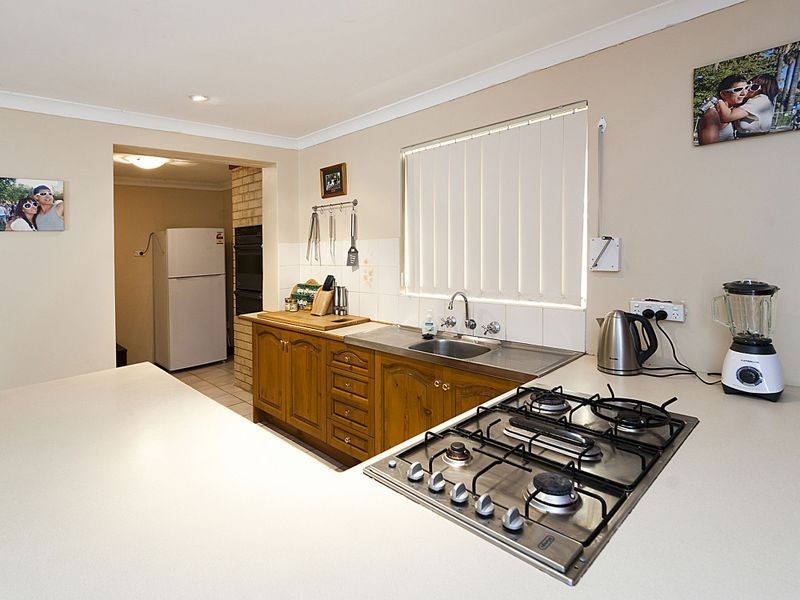 25 Burrowa Street, Armadale WA 6112