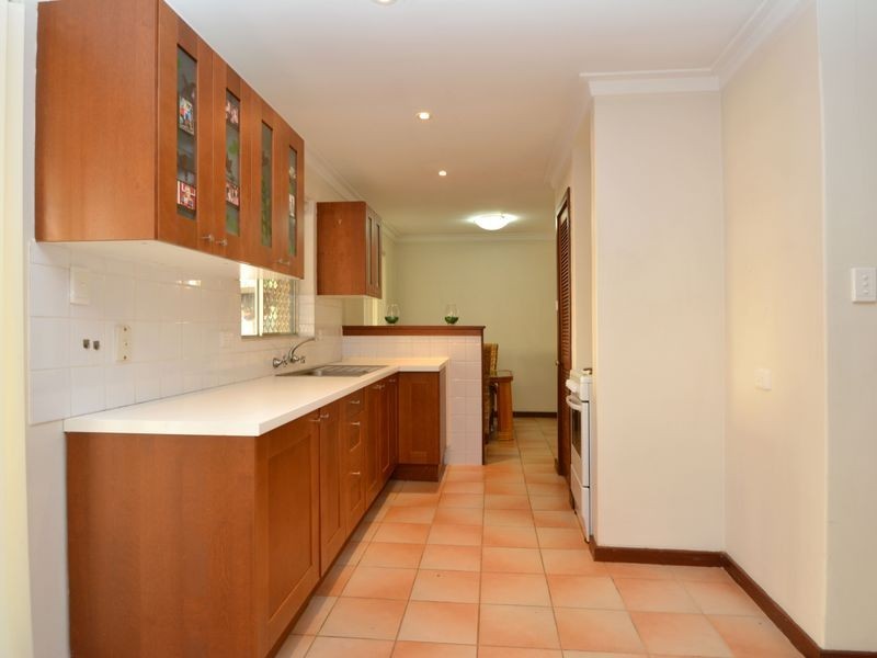 18 Weston Terrace, Kelmscott WA 6111