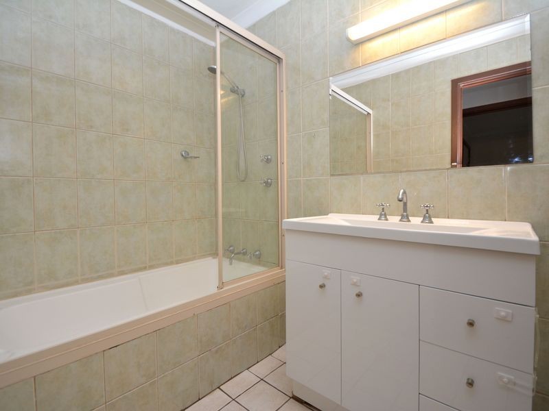 18 Weston Terrace, Kelmscott WA 6111