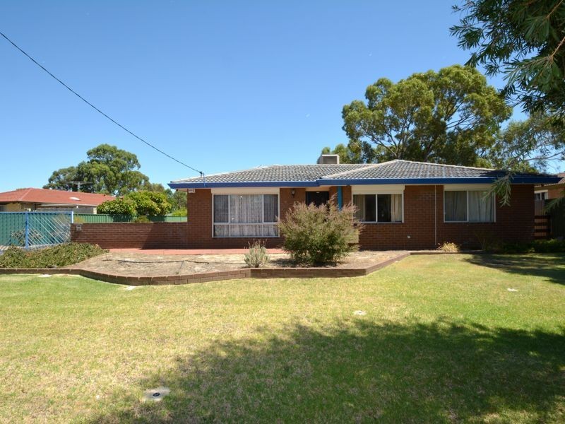 5 Namoi Place, Armadale WA 6112