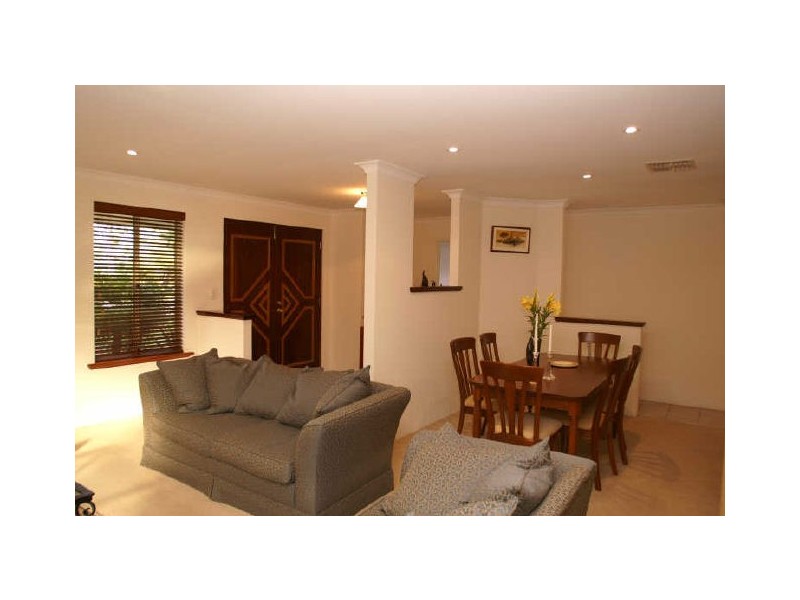 3 Hayton Mews, Atwell WA 6164