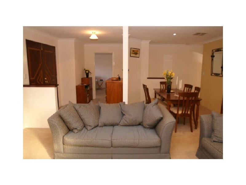 3 Hayton Mews, Atwell WA 6164