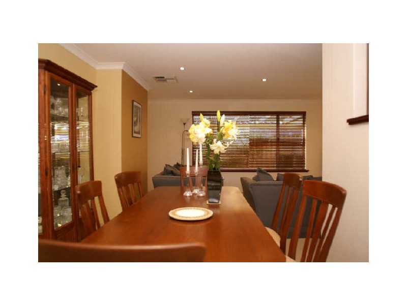 3 Hayton Mews, Atwell WA 6164