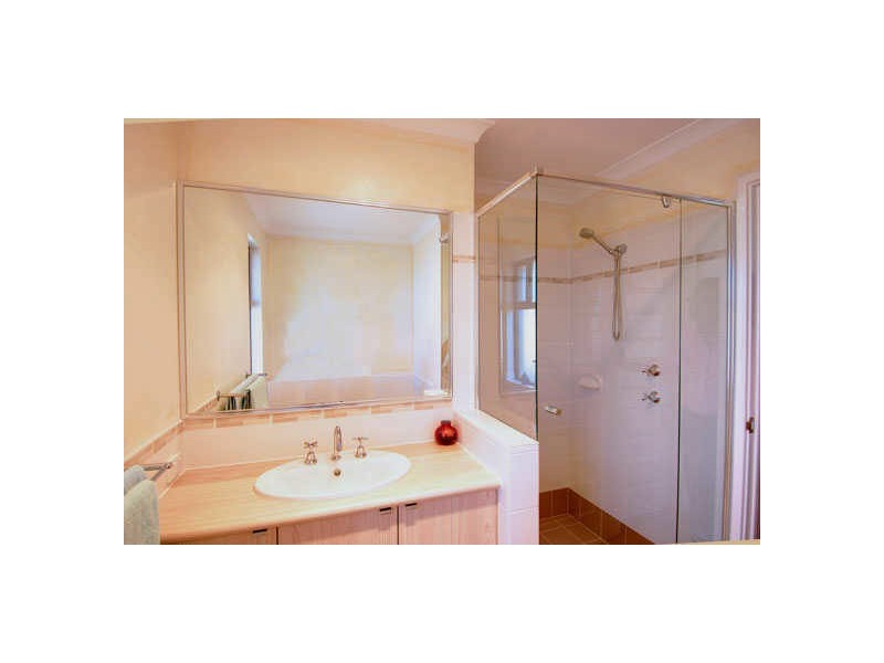 16 Camden Boulevard, Aubin Grove WA 6164