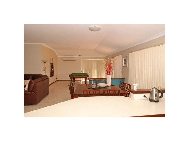 1 Rossell Place, Atwell WA 6164