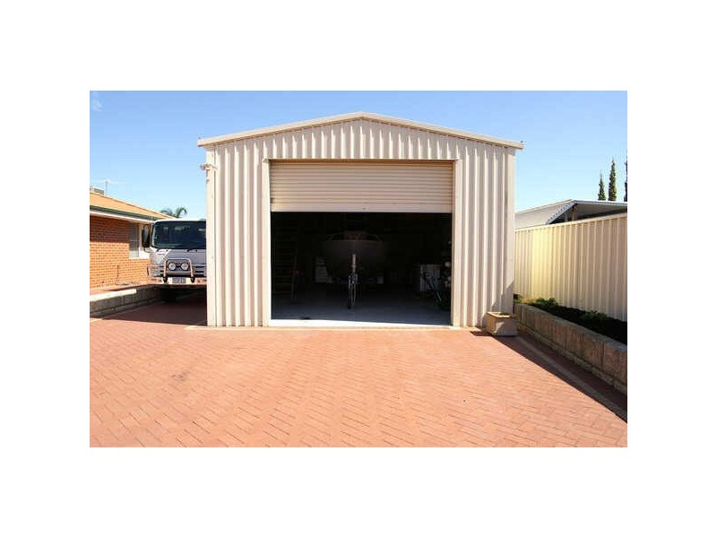 1 Rossell Place, Atwell WA 6164