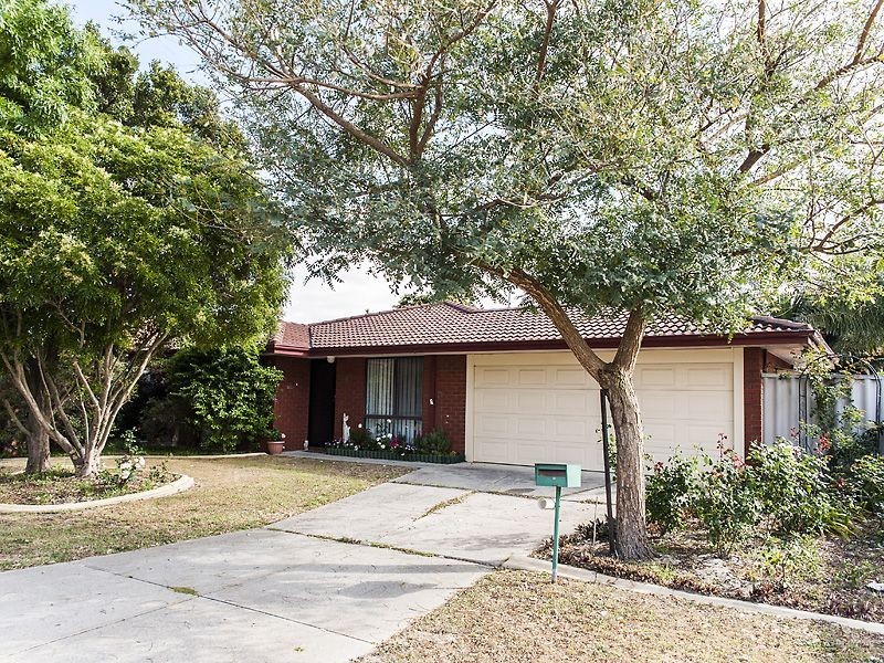 42 Chisholm Circle, Seville Grove WA 6112