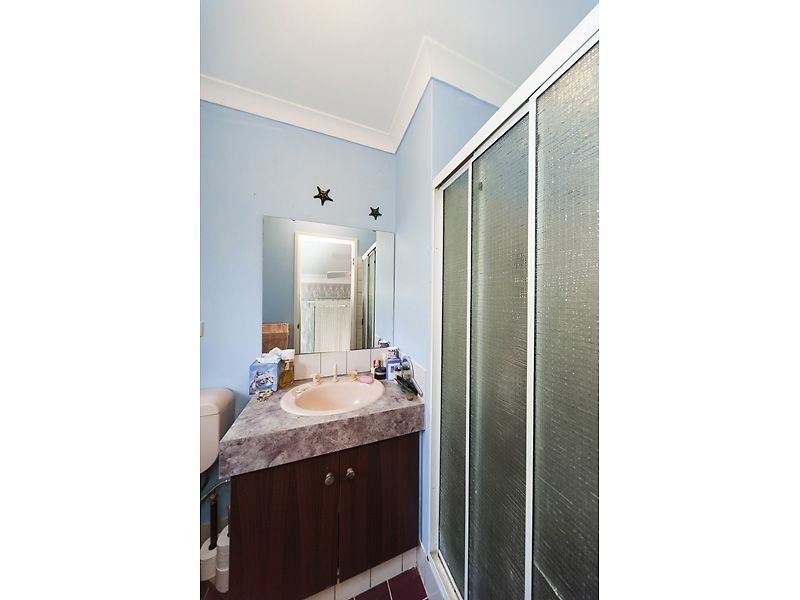 42 Chisholm Circle, Seville Grove WA 6112