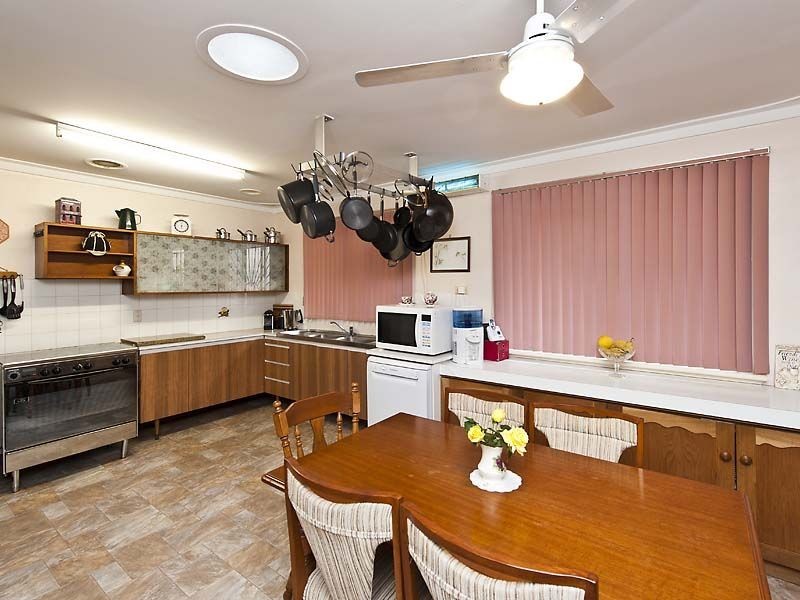 15 Tuck Street, Armadale WA 6112