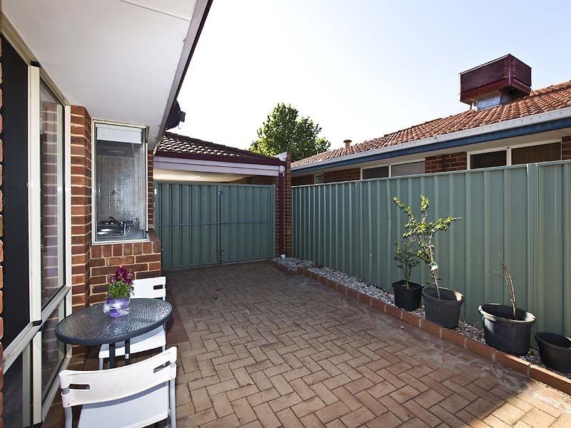 172 Brenchley Drive, Atwell WA 6164