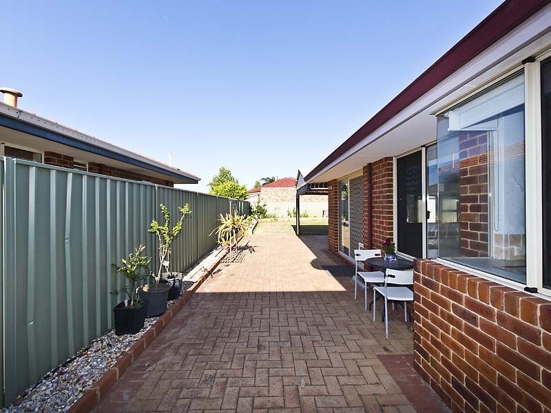 172 Brenchley Drive, Atwell WA 6164