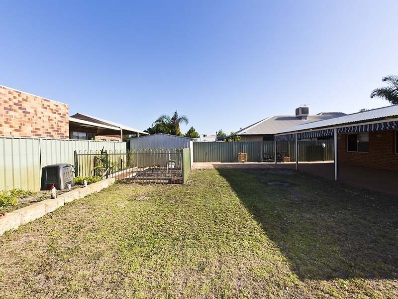 172 Brenchley Drive, Atwell WA 6164