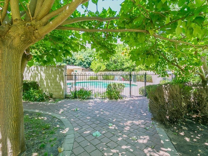 13/2 Benjamin Street, Armadale WA 6112