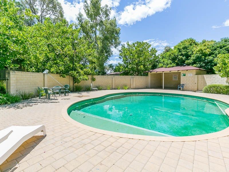 13/2 Benjamin Street, Armadale WA 6112