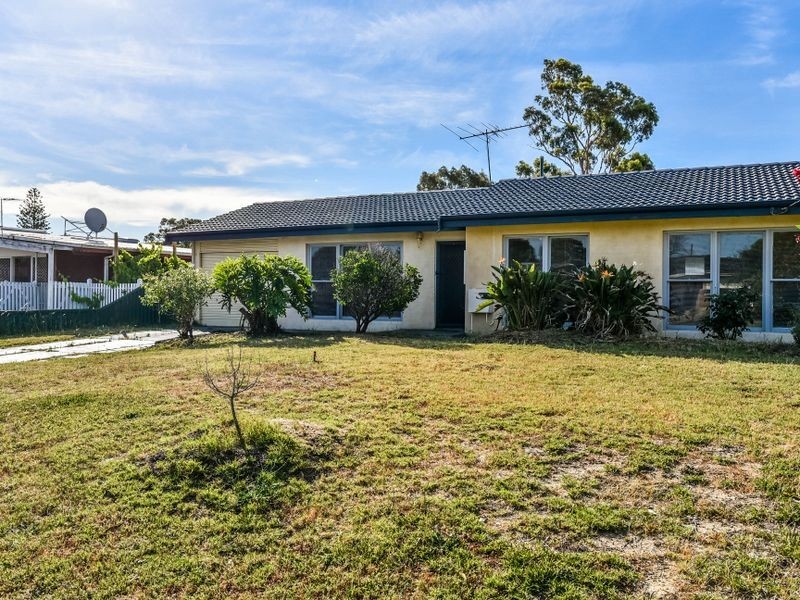 5 Kari Court, Camillo WA 6111