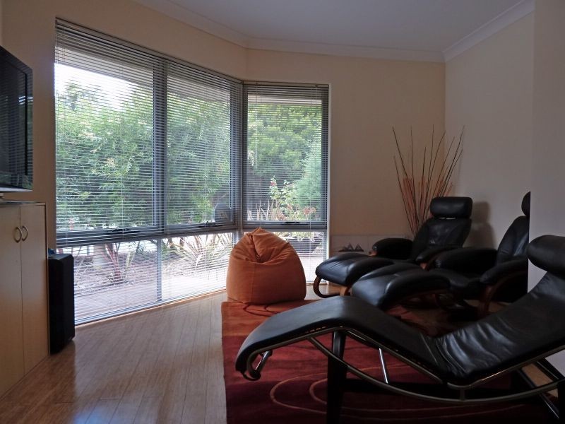 69 Brushfoot Boulevard, Success WA 6164