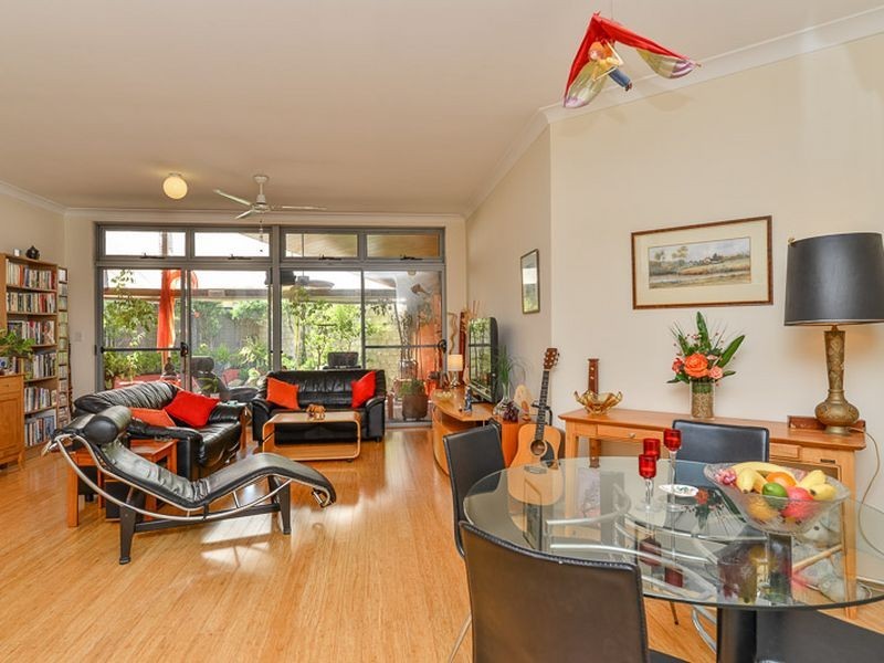 69 Brushfoot Boulevard, Success WA 6164