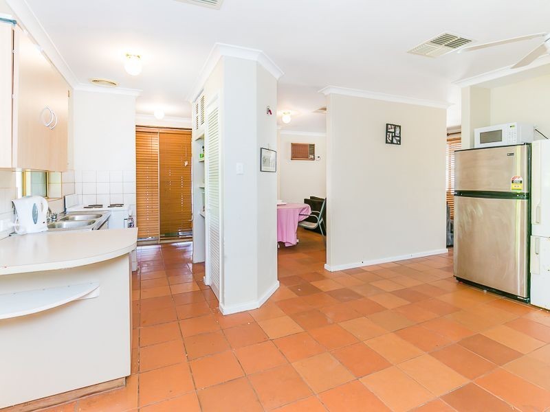 15 Masuli Way, Armadale WA 6112