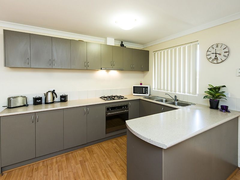 6/85 Owtram Street, Armadale WA 6112