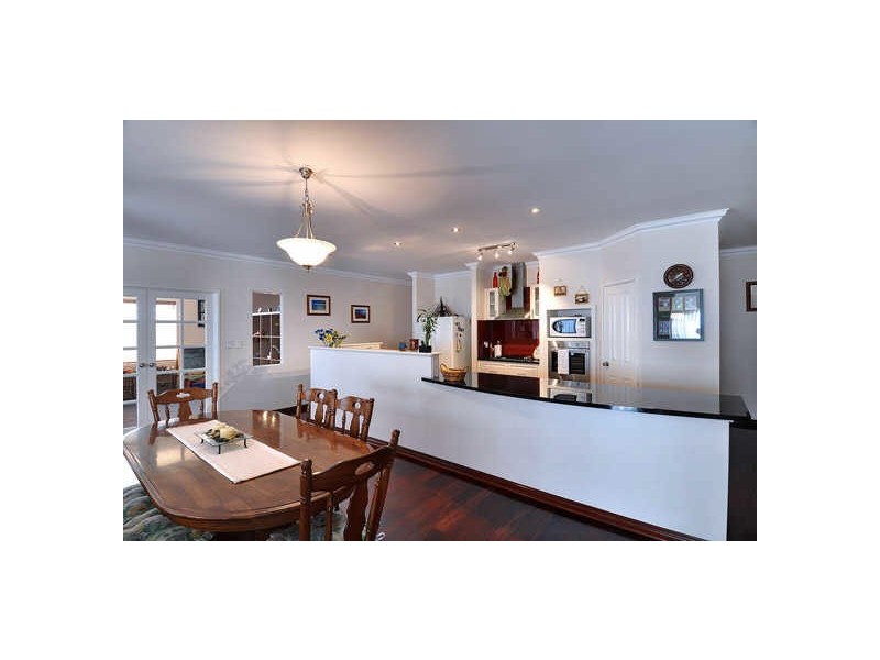 8 Dugong View, Yangebup WA 6164