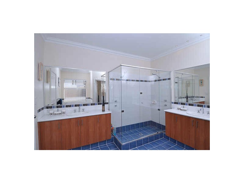 8 Dugong View, Yangebup WA 6164