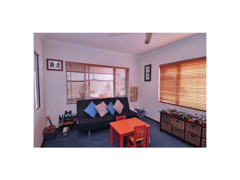 8 Dugong View, Yangebup WA 6164