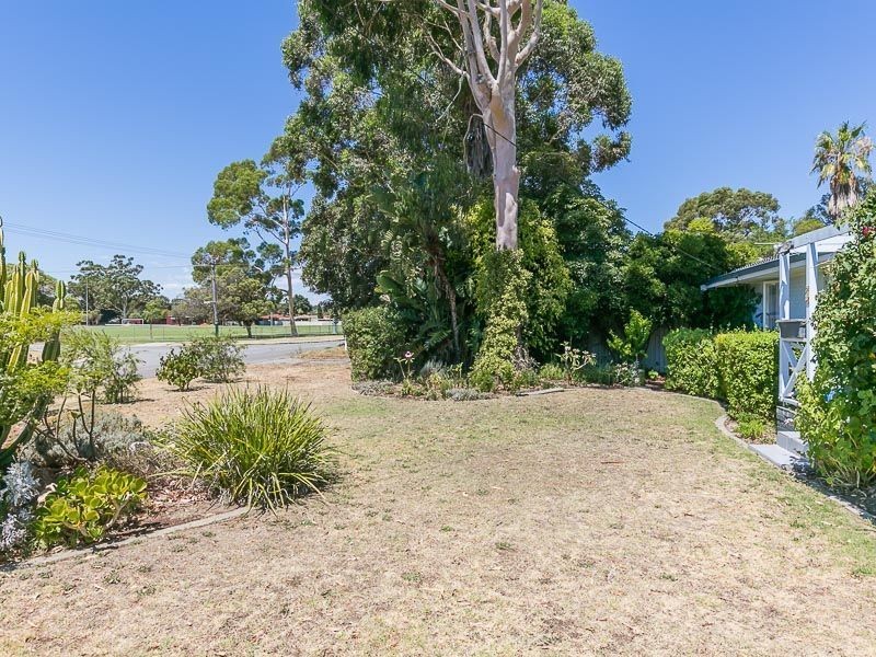 53 Doorigo Road, Armadale WA 6112