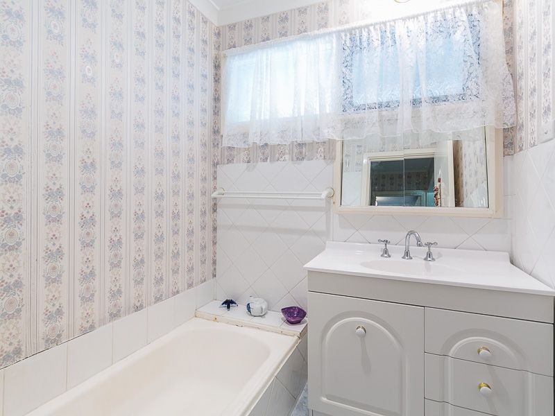 53 Doorigo Road, Armadale WA 6112