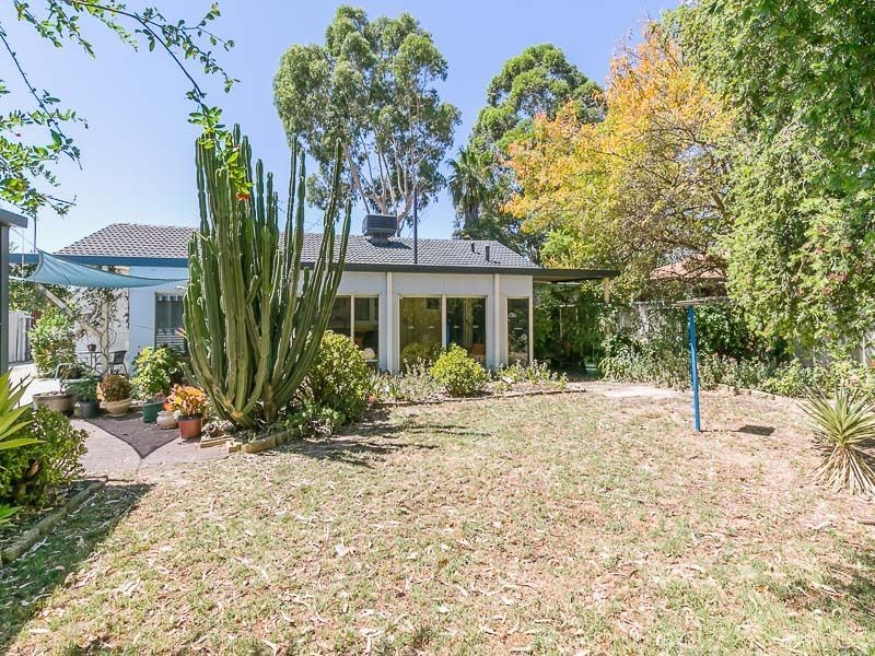 53 Doorigo Road, Armadale WA 6112