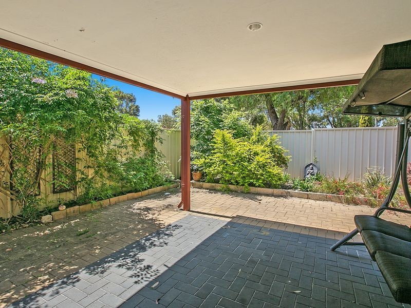 16 Milano Loop, Seville Grove WA 6112