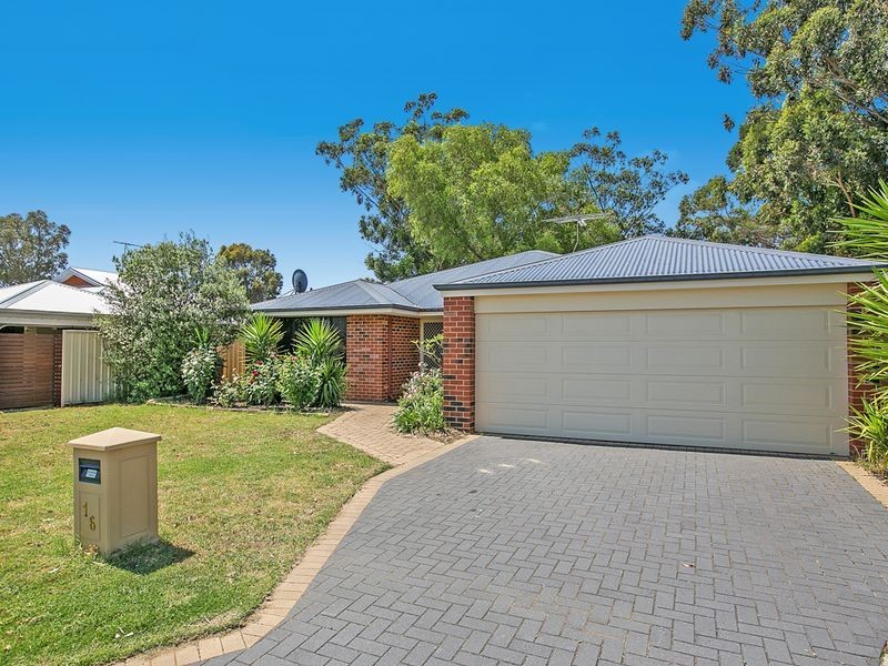 16 Milano Loop, Seville Grove WA 6112