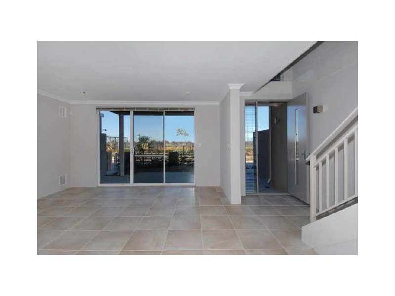 22 Congenial Loop, Atwell WA 6164