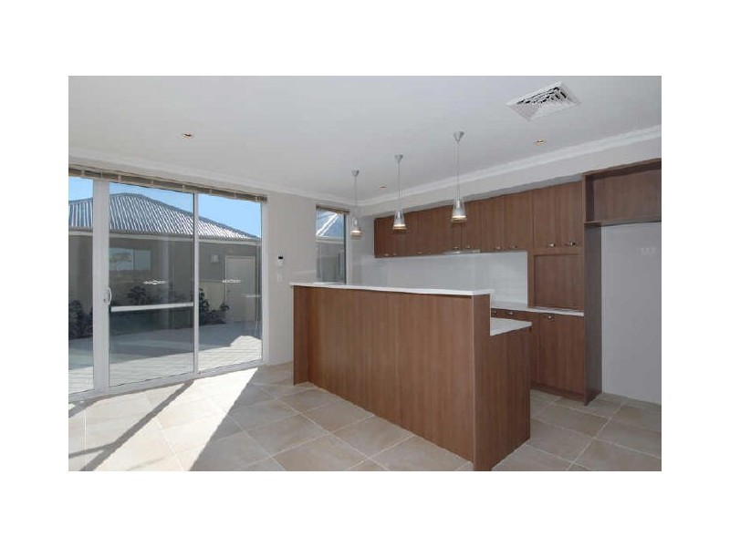 22 Congenial Loop, Atwell WA 6164