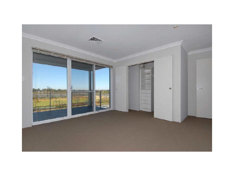 22 Congenial Loop, Atwell WA 6164