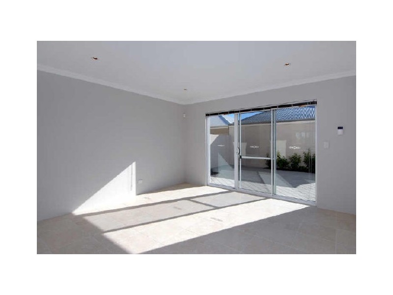 24 Congenial Loop, Atwell WA 6164