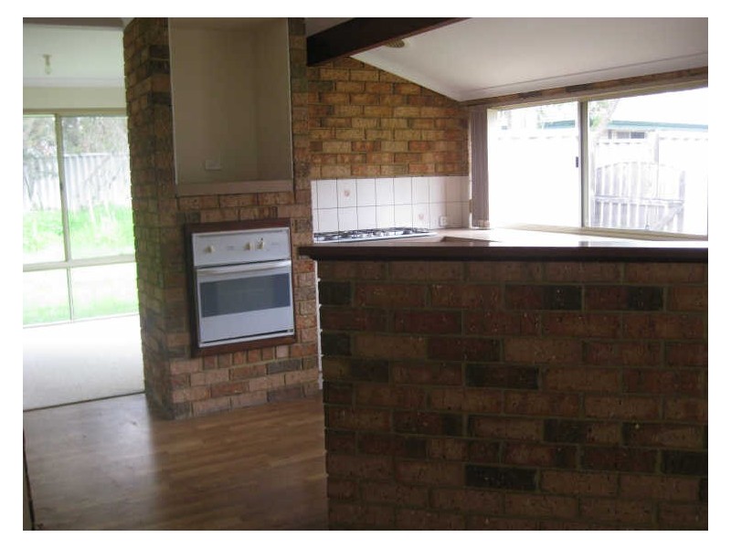 13 Catalpa Crescent, South Lake WA 6164