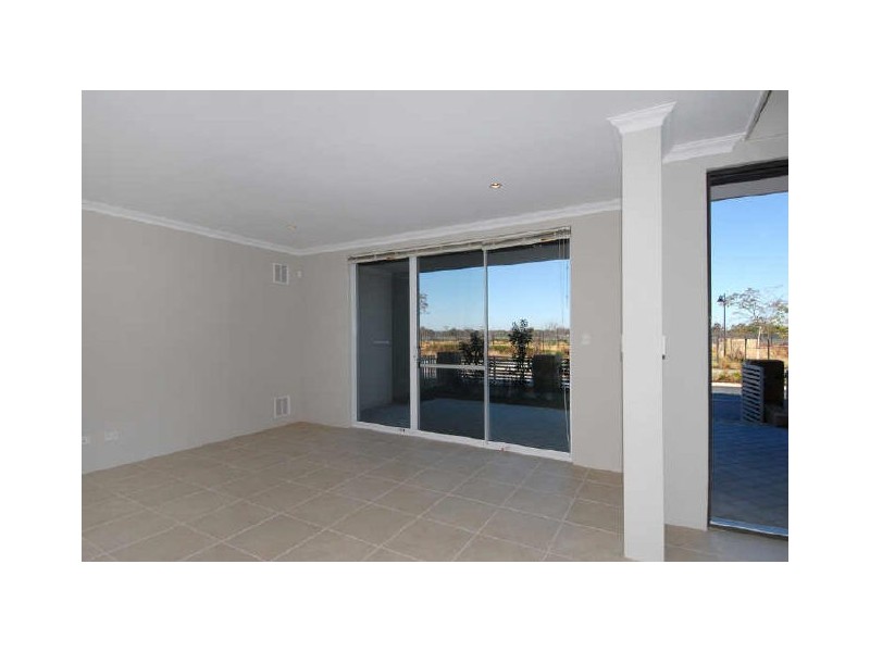 28 Congenial Loop, Atwell WA 6164