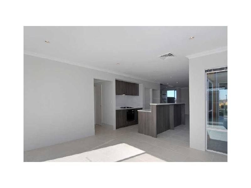 30 Congenial Loop, Atwell WA 6164